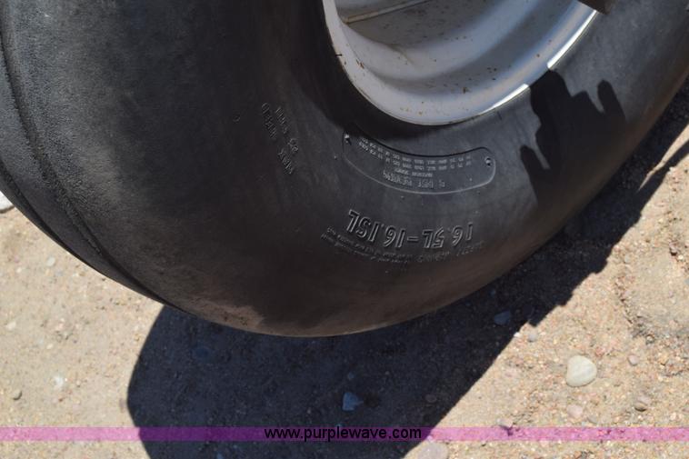 image for item CB9137 2001 MacDon 9350 Turbo windrower