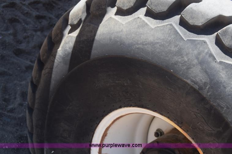 image for item CB9137 2001 MacDon 9350 Turbo windrower