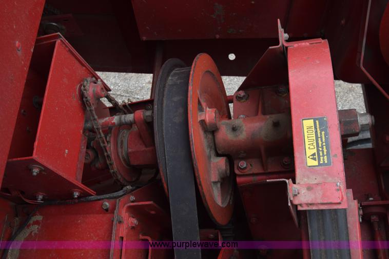 image for item CB9364 1979 International 1460 Axial-Flow combine