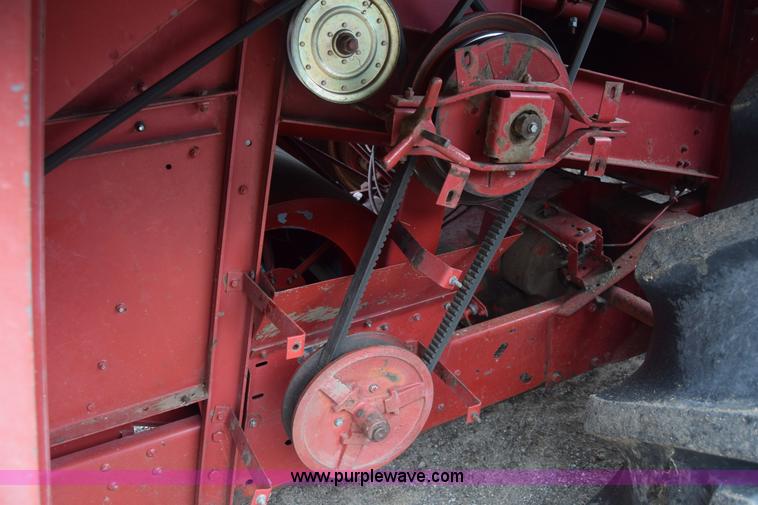image for item CB9364 1979 International 1460 Axial-Flow combine