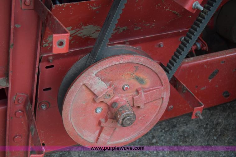 image for item CB9364 1979 International 1460 Axial-Flow combine