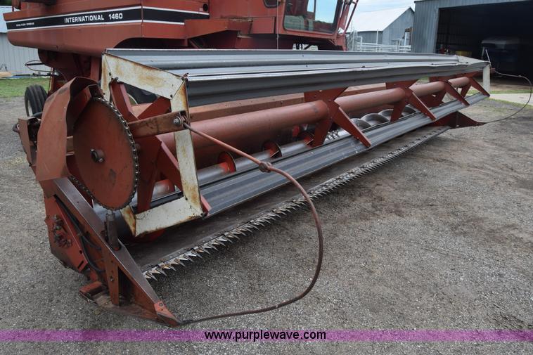 image for item CB9364 1979 International 1460 Axial-Flow combine