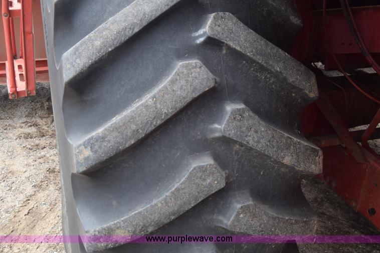 image for item CB9364 1979 International 1460 Axial-Flow combine