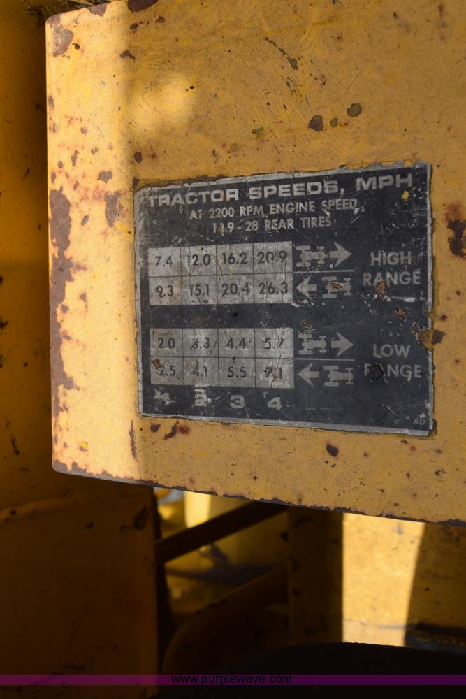 image for item CB9388 International 2510 tractor