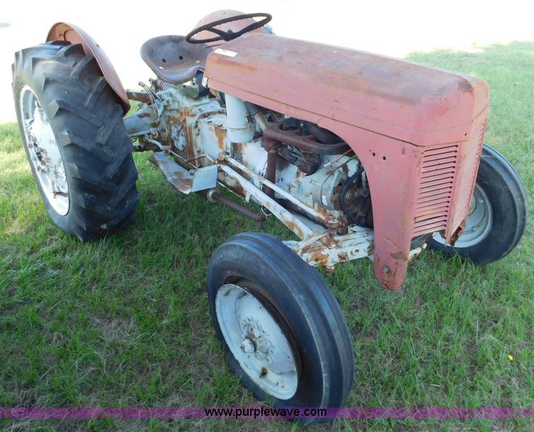 image for item CD9282 Massey-Ferguson 30 tractor