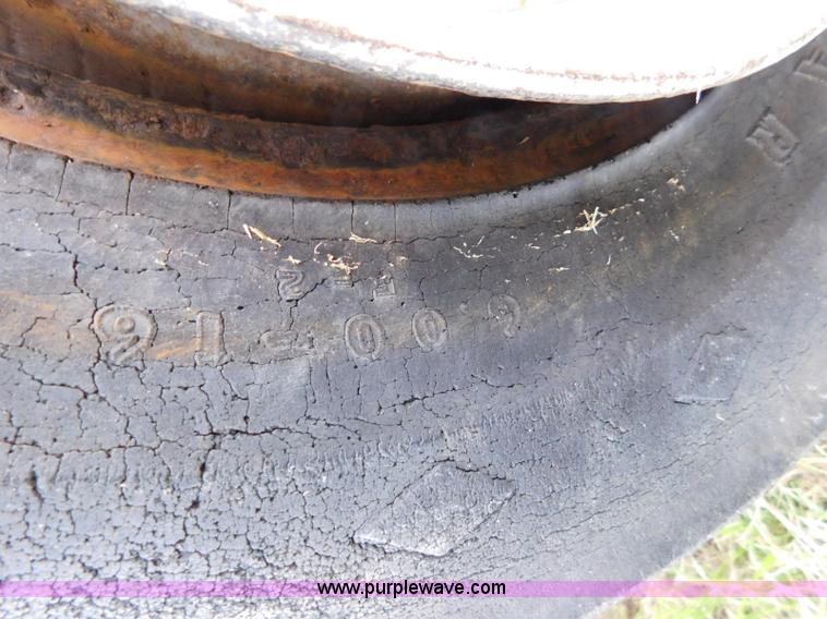 image for item CD9282 Massey-Ferguson 30 tractor