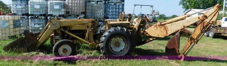 image for item CD9291 International 3444 Special backhoe