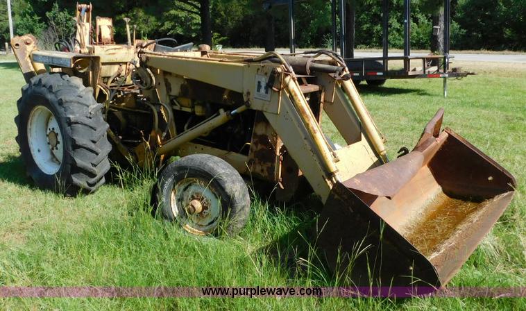image for item CD9291 International 3444 Special backhoe