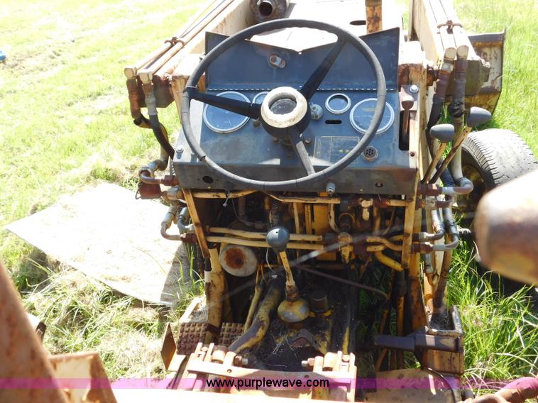 image for item CD9291 International 3444 Special backhoe