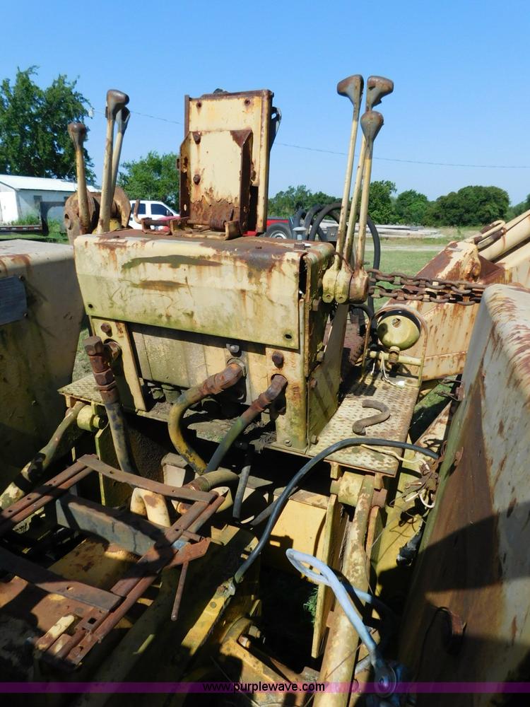 image for item CD9291 International 3444 Special backhoe