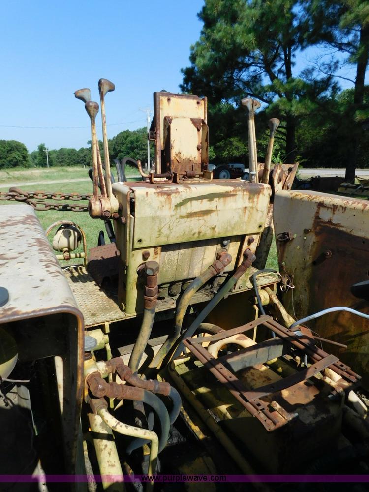 image for item CD9291 International 3444 Special backhoe