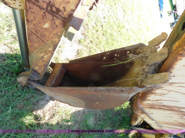 image for item CD9291 International 3444 Special backhoe