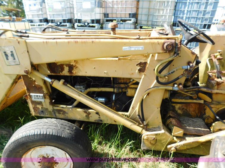 image for item CD9291 International 3444 Special backhoe