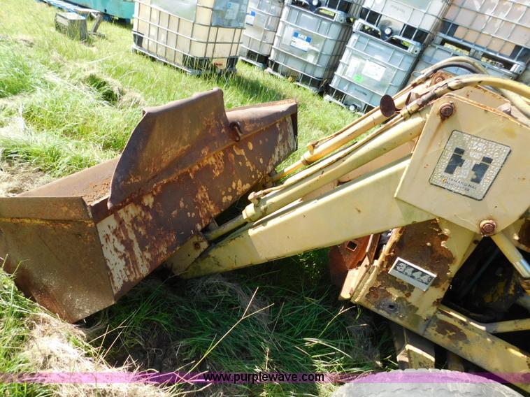 image for item CD9291 International 3444 Special backhoe