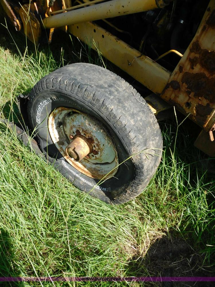 image for item CD9291 International 3444 Special backhoe