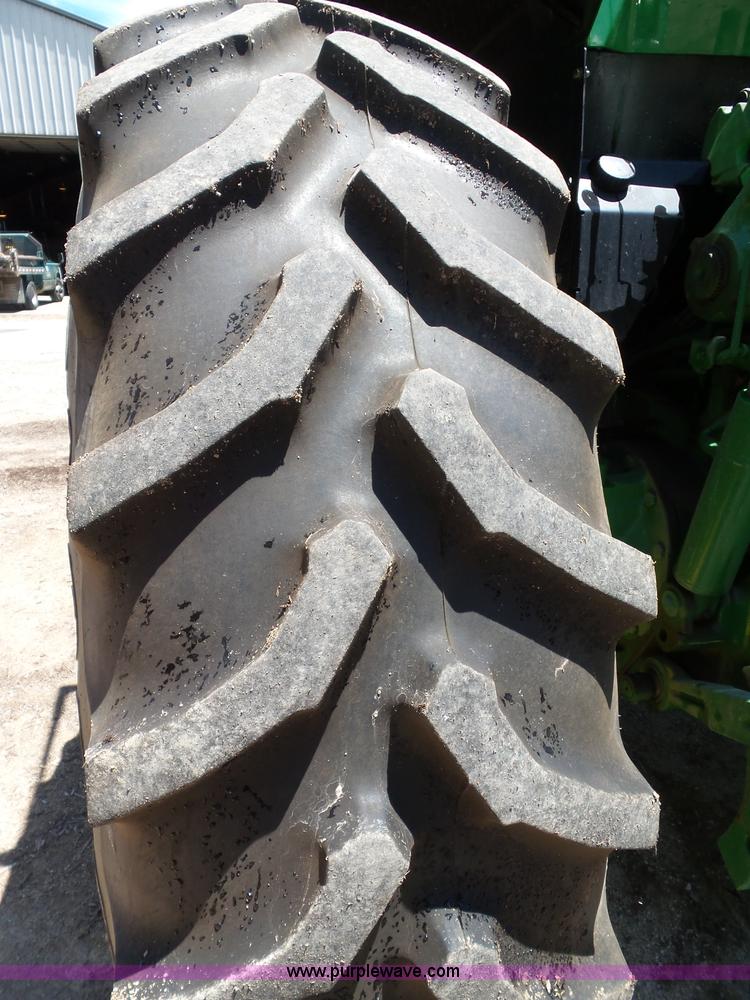 image for item J4853 2001 John Deere 7210 MFWD tractor