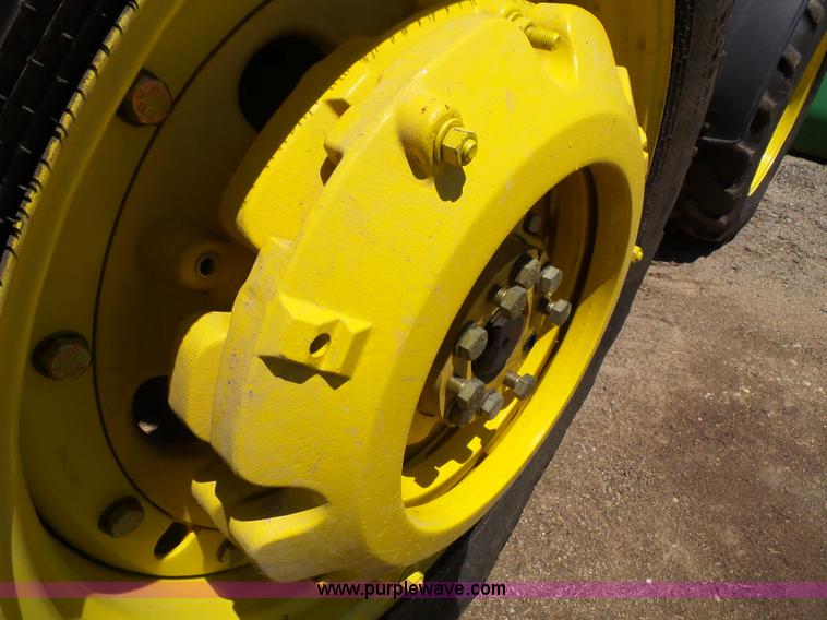 image for item J4853 2001 John Deere 7210 MFWD tractor