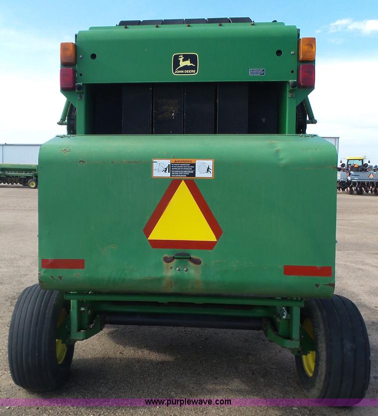 image for item J6027 2000 John Deere 467 Silage Special round baler