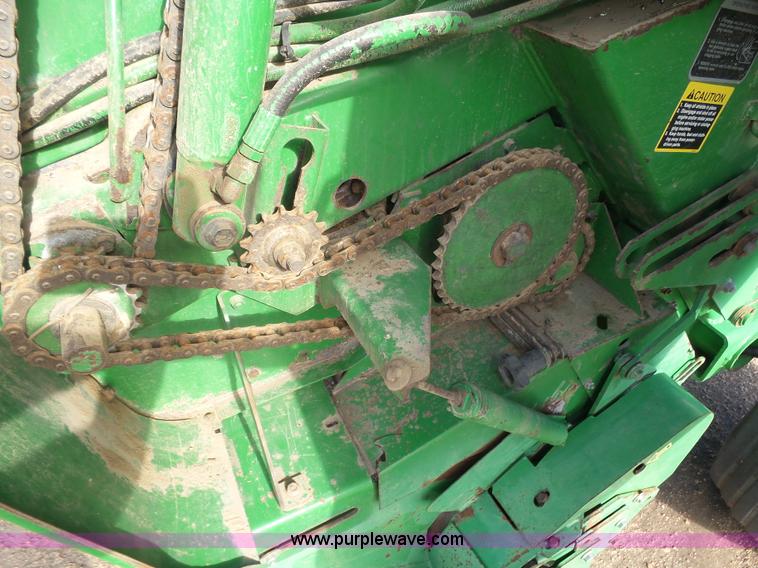 image for item J6027 2000 John Deere 467 Silage Special round baler