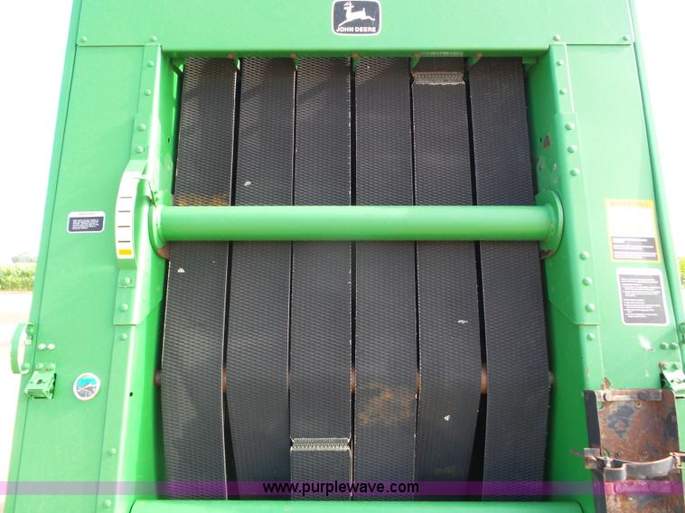 image for item J6027 2000 John Deere 467 Silage Special round baler