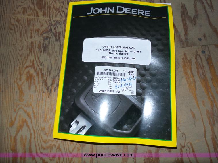 image for item J6027 2000 John Deere 467 Silage Special round baler