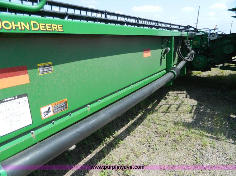 image for item J8854 2012 John Deere 635 flex head