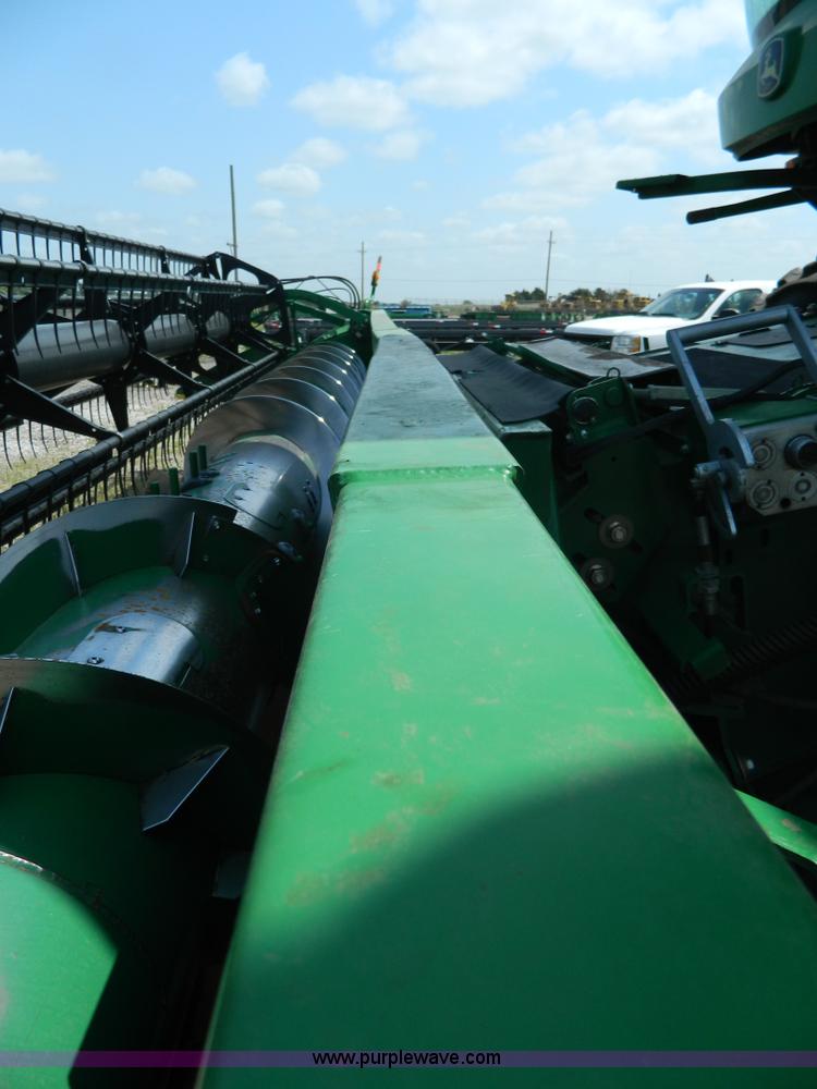 image for item J8854 2012 John Deere 635 flex head