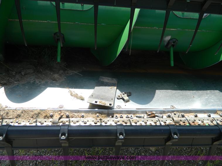 image for item J8854 2012 John Deere 635 flex head