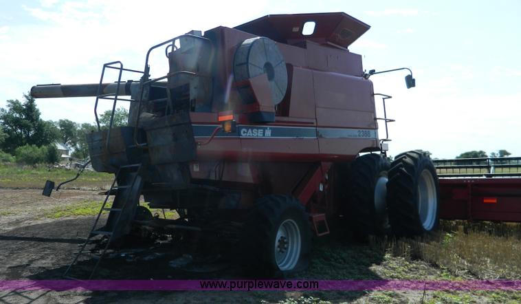 image for item J8855 2005 Case IH 2388 combine