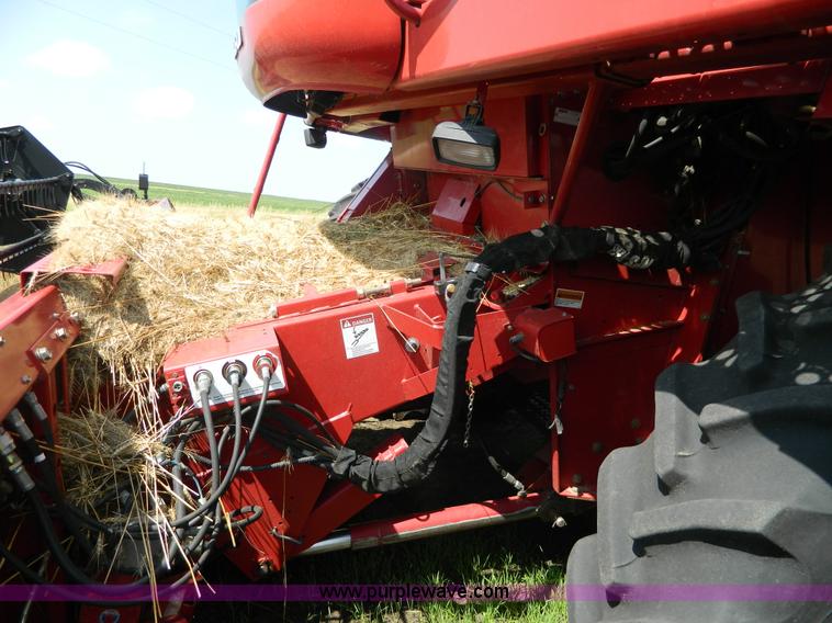 image for item J8855 2005 Case IH 2388 combine