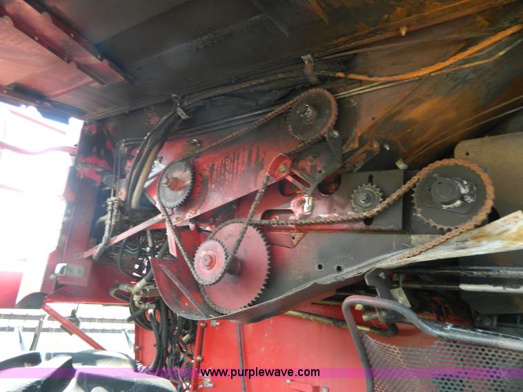 image for item J8855 2005 Case IH 2388 combine
