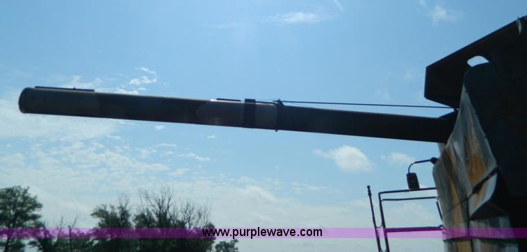 image for item J8855 2005 Case IH 2388 combine