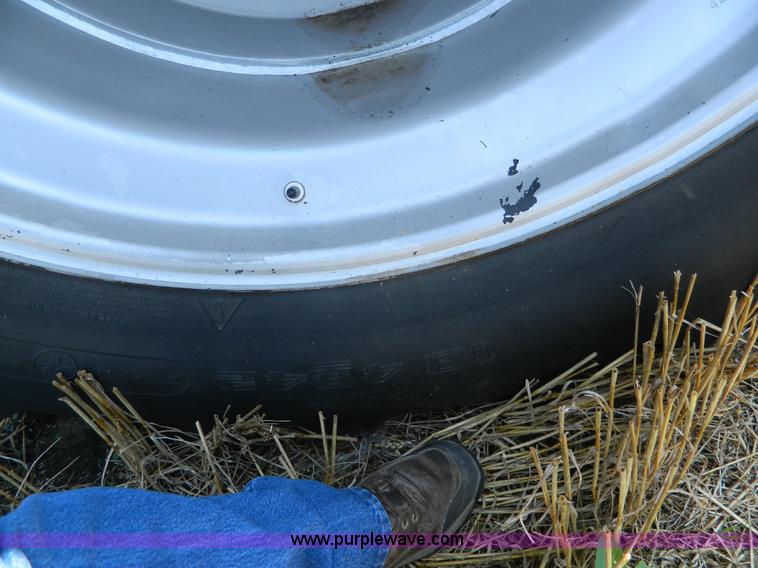 image for item J8855 2005 Case IH 2388 combine