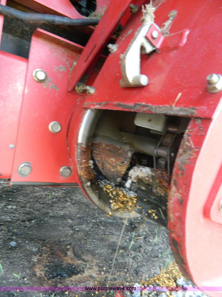 image for item J8855 2005 Case IH 2388 combine