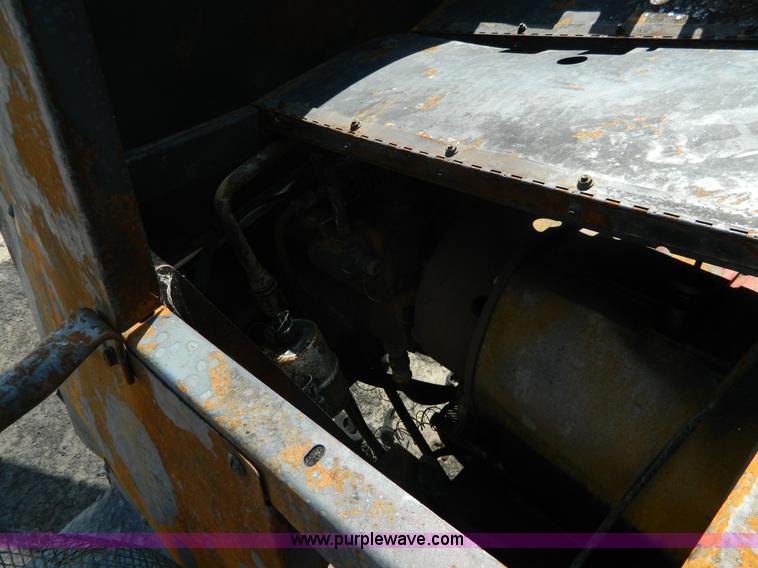 image for item J8855 2005 Case IH 2388 combine