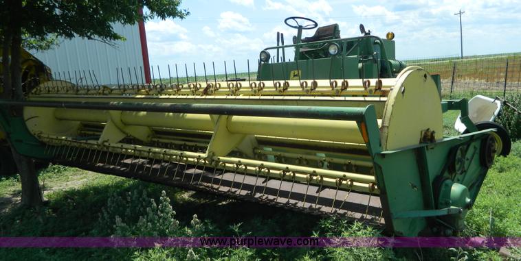 image for item J8860 John Deere self-propelled windrower