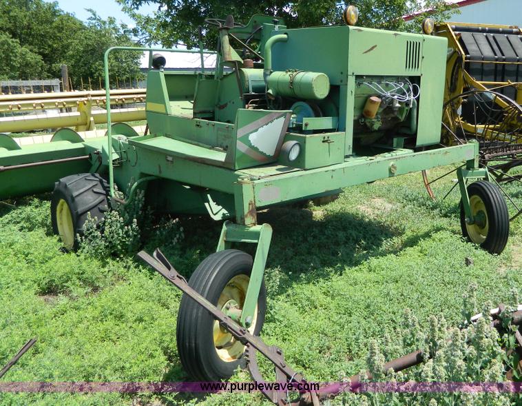 image for item J8860 John Deere self-propelled windrower