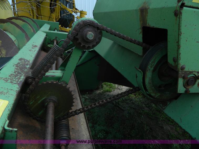 image for item J8860 John Deere self-propelled windrower