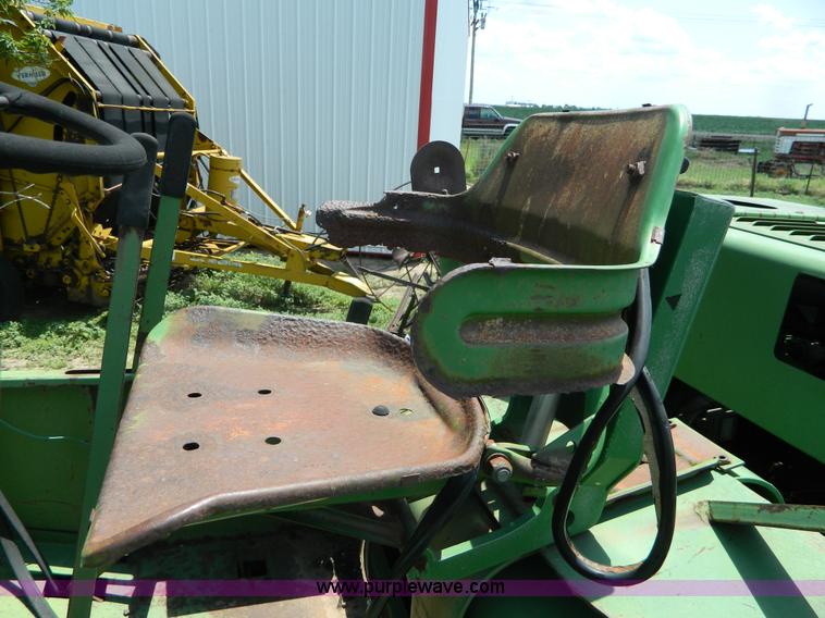 image for item J8860 John Deere self-propelled windrower
