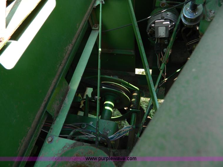 image for item J8860 John Deere self-propelled windrower