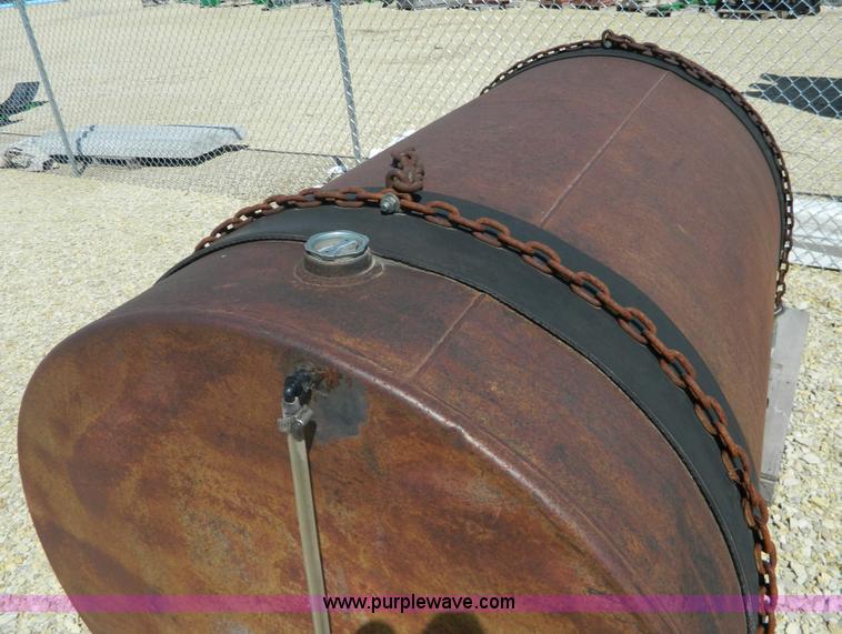 image for item J8865 (2) oil tanks