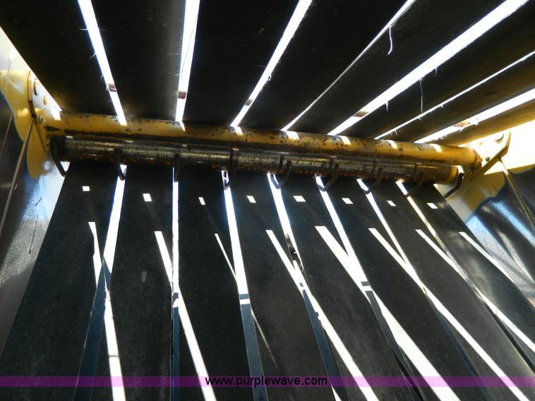 image for item J8866 1987 Vermeer 605J round baler