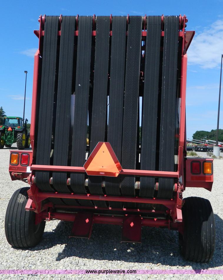 image for item J8867 1995 Gehl 1875 round baler