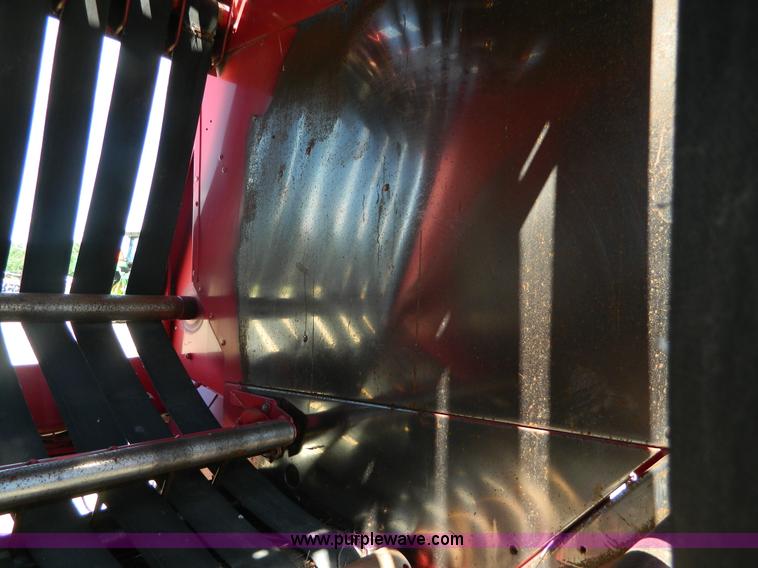 image for item J8867 1995 Gehl 1875 round baler