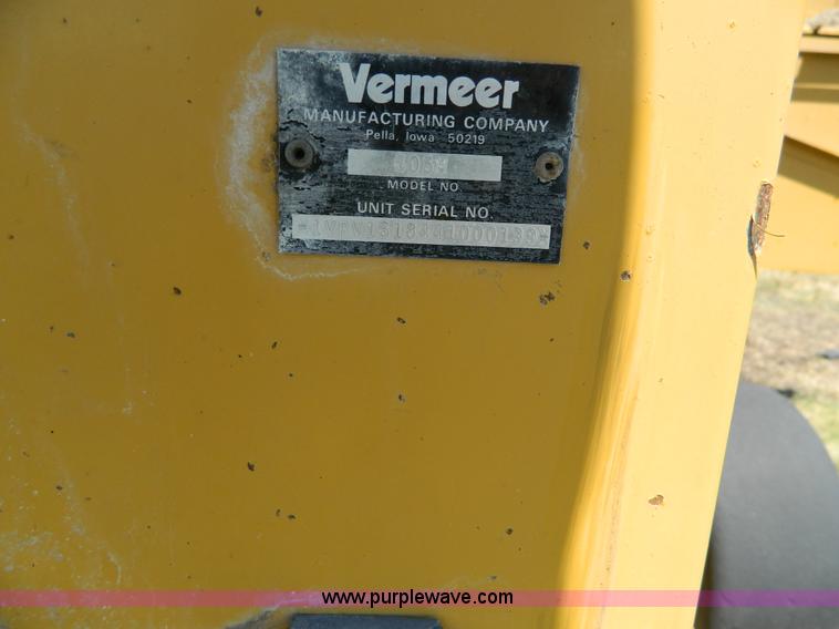 image for item J8868 2004 Vermeer 605M round baler