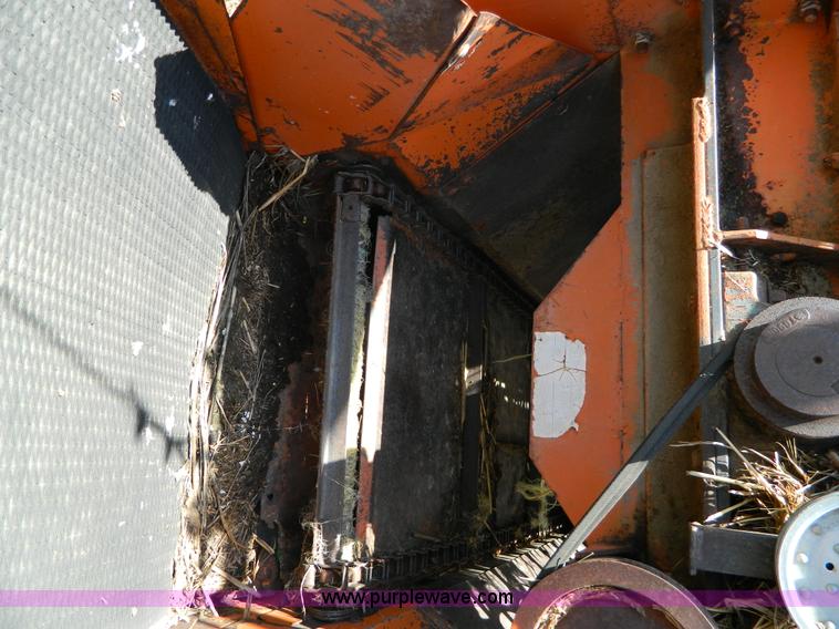 image for item J8872 Bear Cat 4200 tub grinder