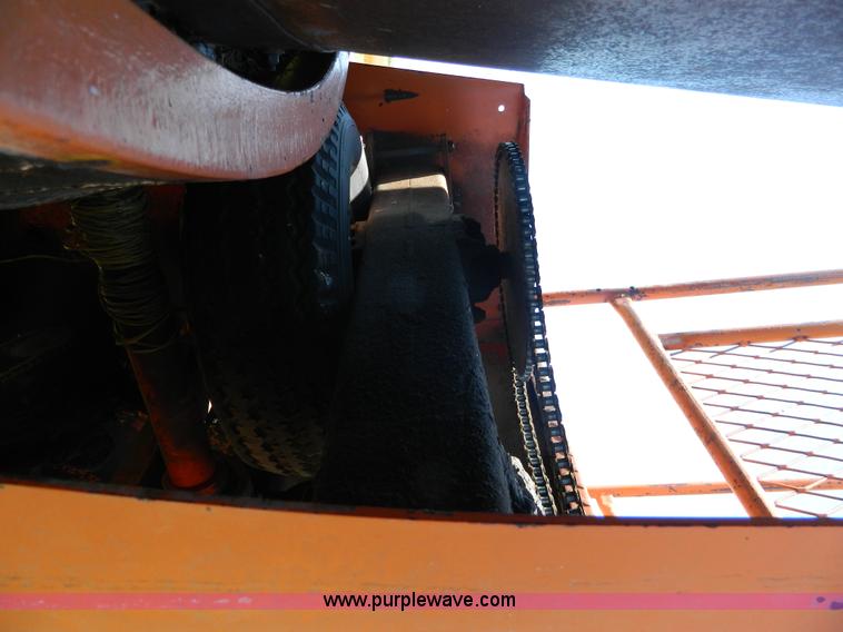 image for item J8872 Bear Cat 4200 tub grinder