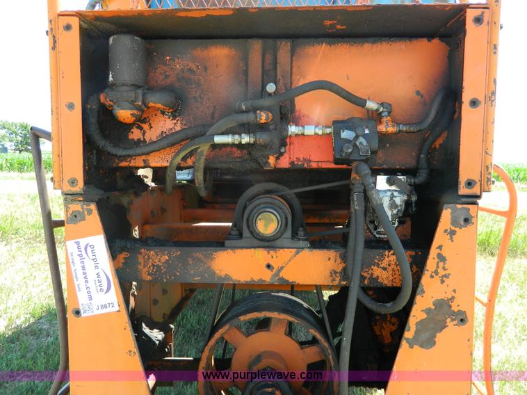 image for item J8872 Bear Cat 4200 tub grinder