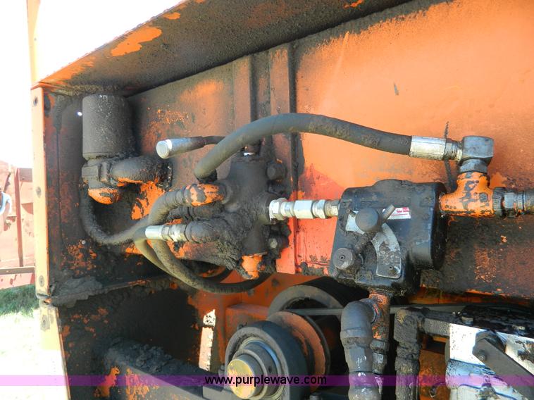 image for item J8872 Bear Cat 4200 tub grinder