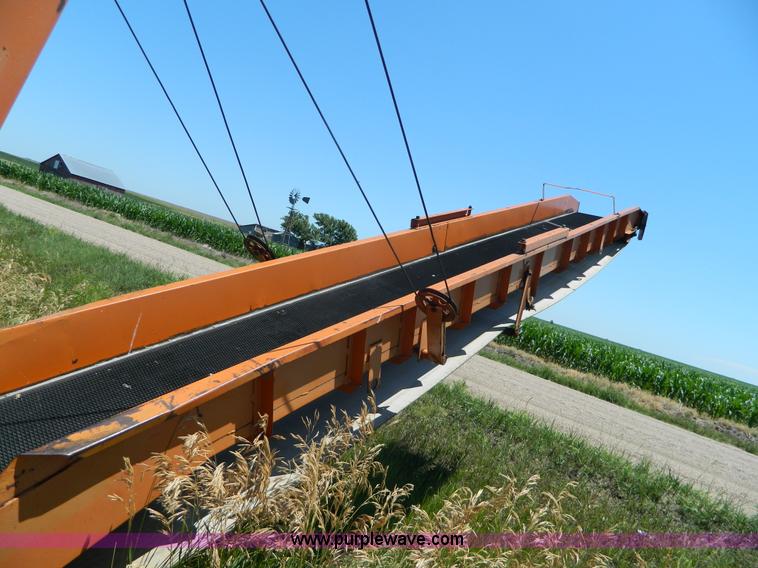 image for item J8872 Bear Cat 4200 tub grinder